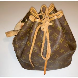 Authentic Louis Vuitton Noe Vintage Bucket Bag